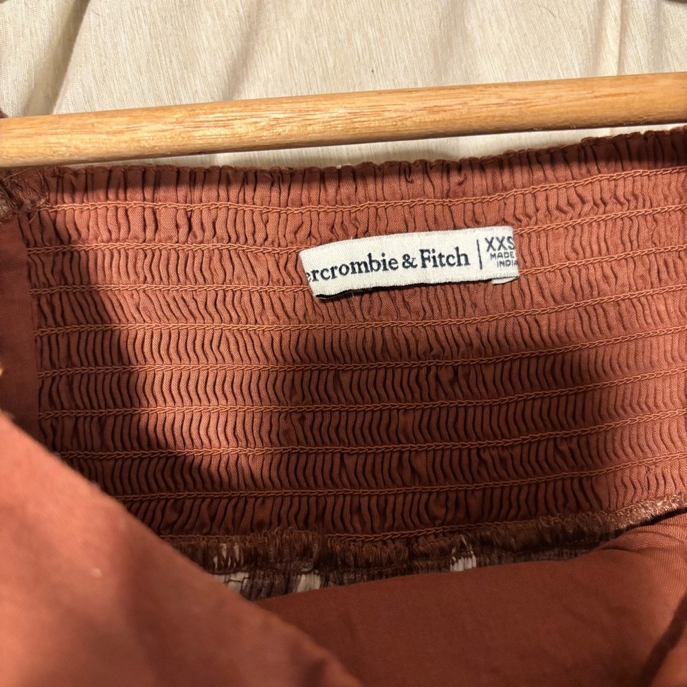 Abercrombie & Fitch Rust Polka Dot Smocked Dress - Picture 8 of 8